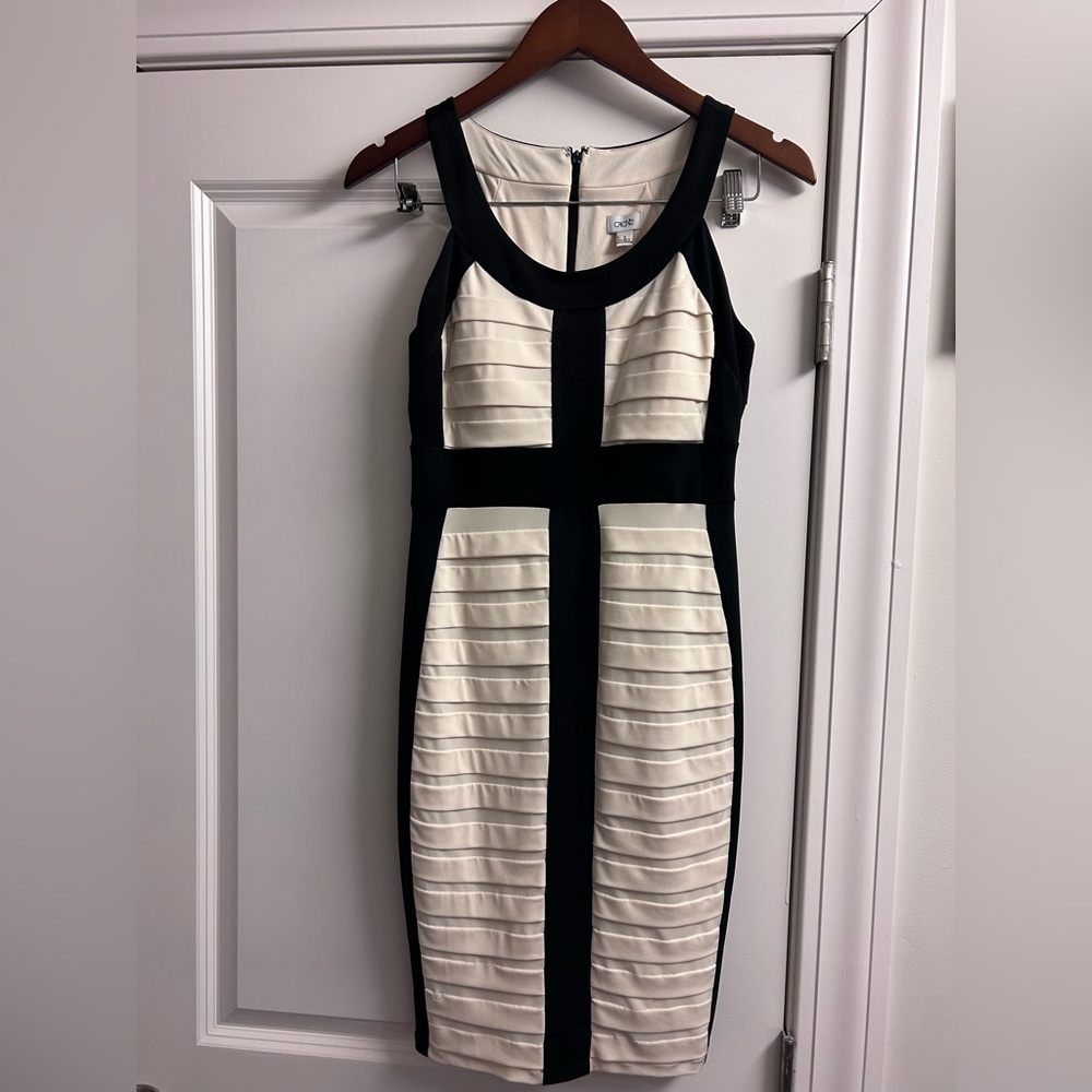 Vintage Caché Dress black and cream size 2 NWT